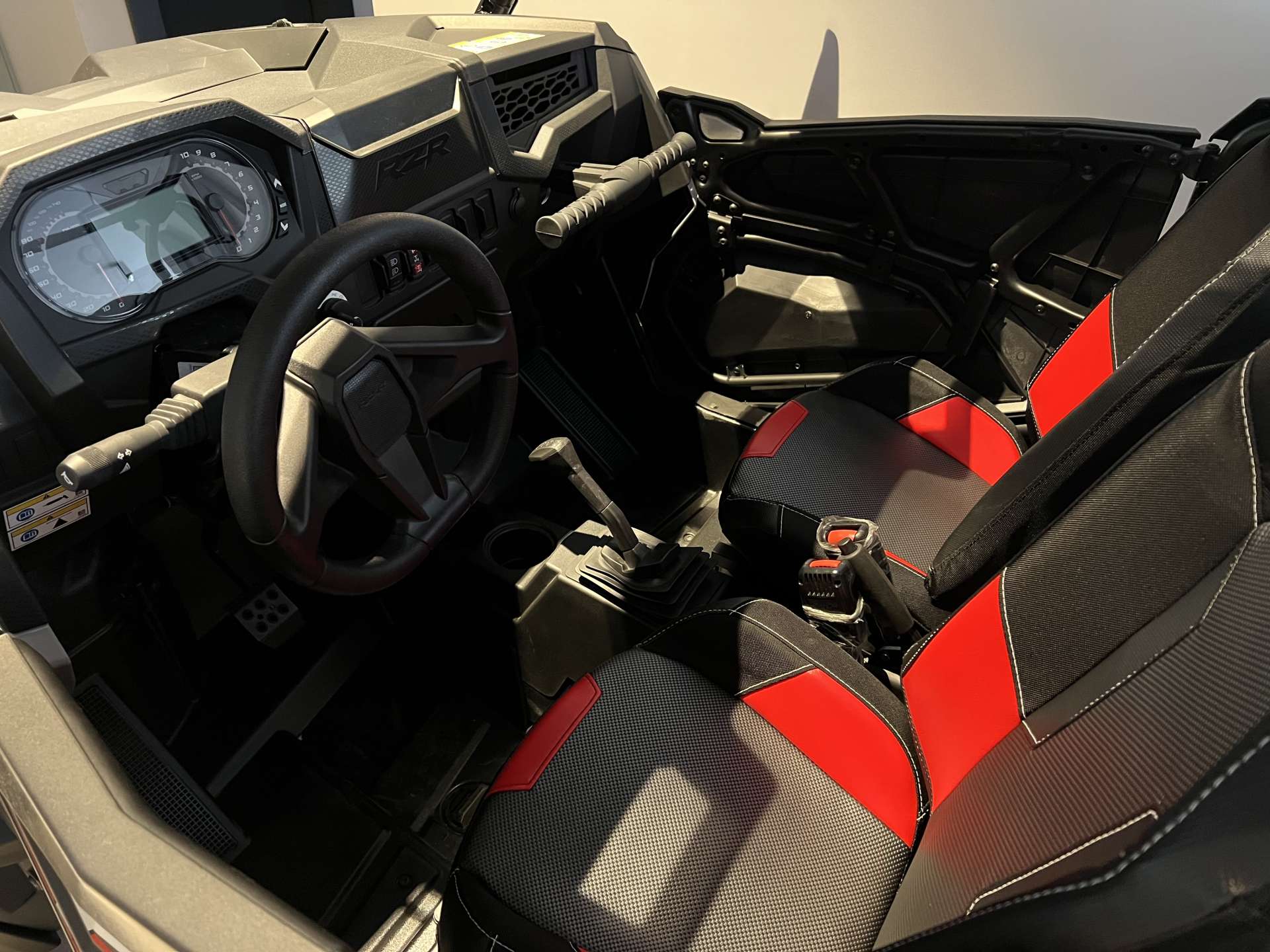 POLARIS RZR XP 1000